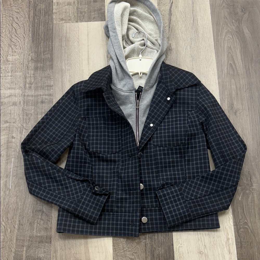❄️Laundry By Shelli Segal Black and Gray Plaid Jacket